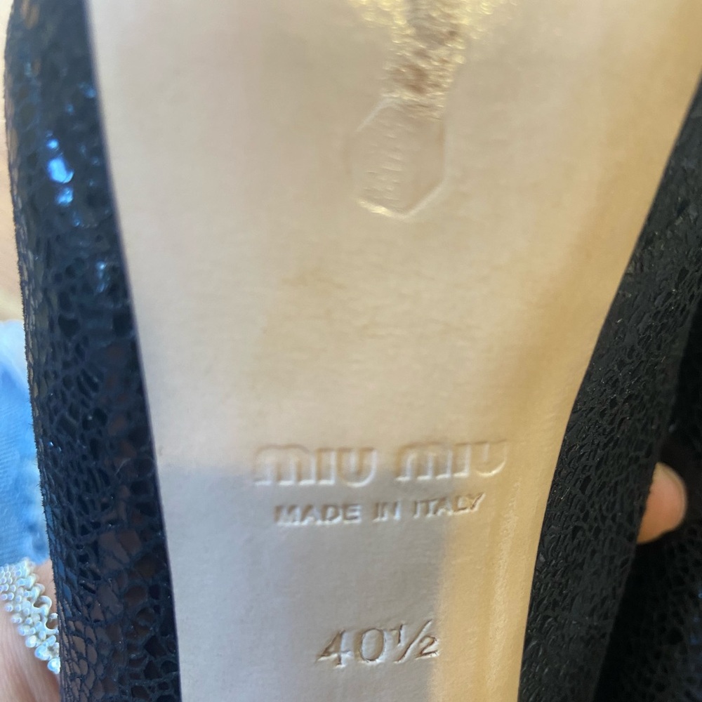 Miu Miu Black Heeled Shoes Elegant Design Size 40.5
No box no bag - Picture 6 of 8